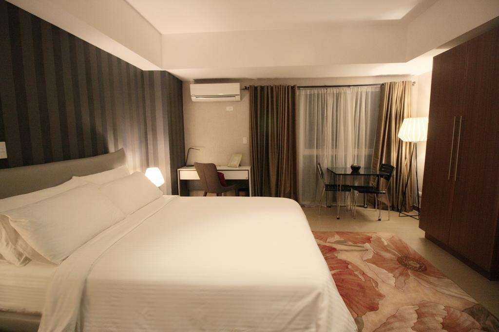 Maxstays - Max Style @ The Venice Residences Taguig Εξωτερικό φωτογραφία