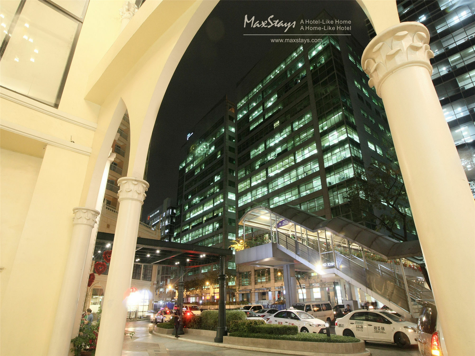 Maxstays - Max Style @ The Venice Residences Taguig Εξωτερικό φωτογραφία